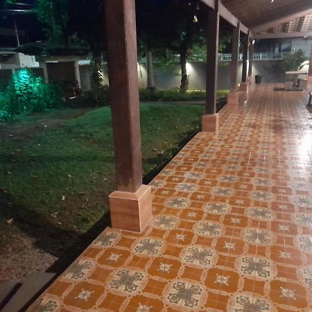 Hospedagem econômica Flor de Maria Caraguatatuba Exterior foto